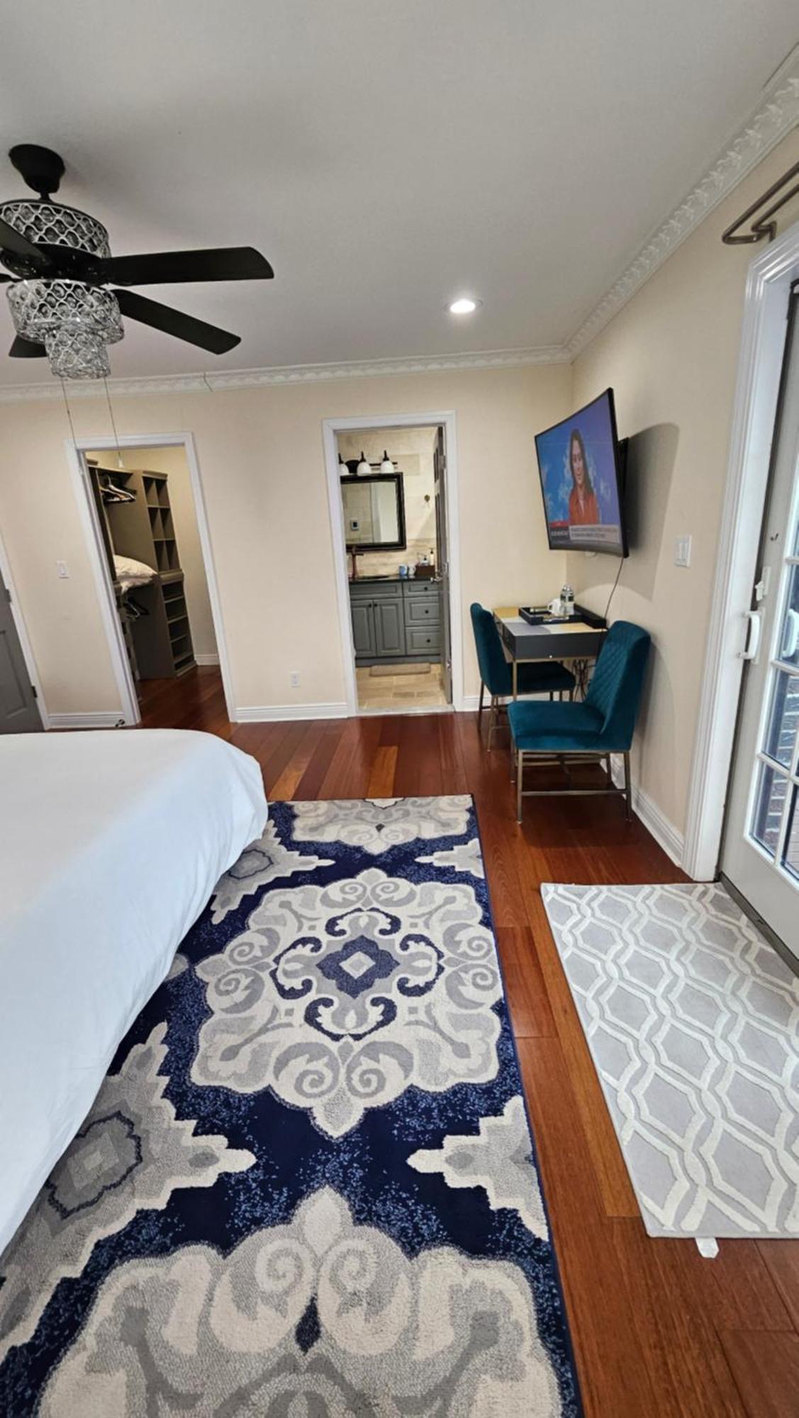 Luxury Hotel-Style Room In Queens, New York Exterior photo